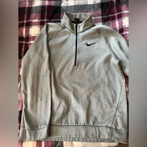 Nike large dry fit crew neck sweater